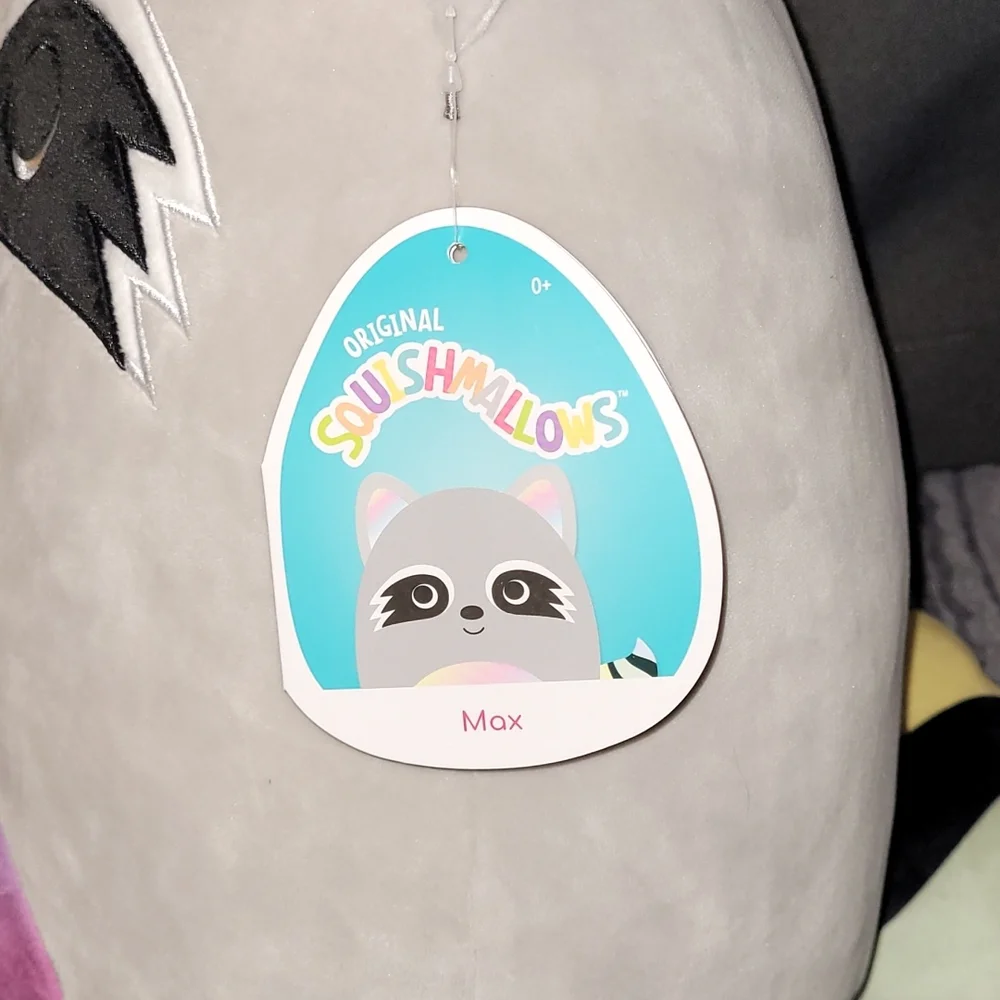 Squishmallow Raccoon Max 16 inches - Picture 2 of 6
